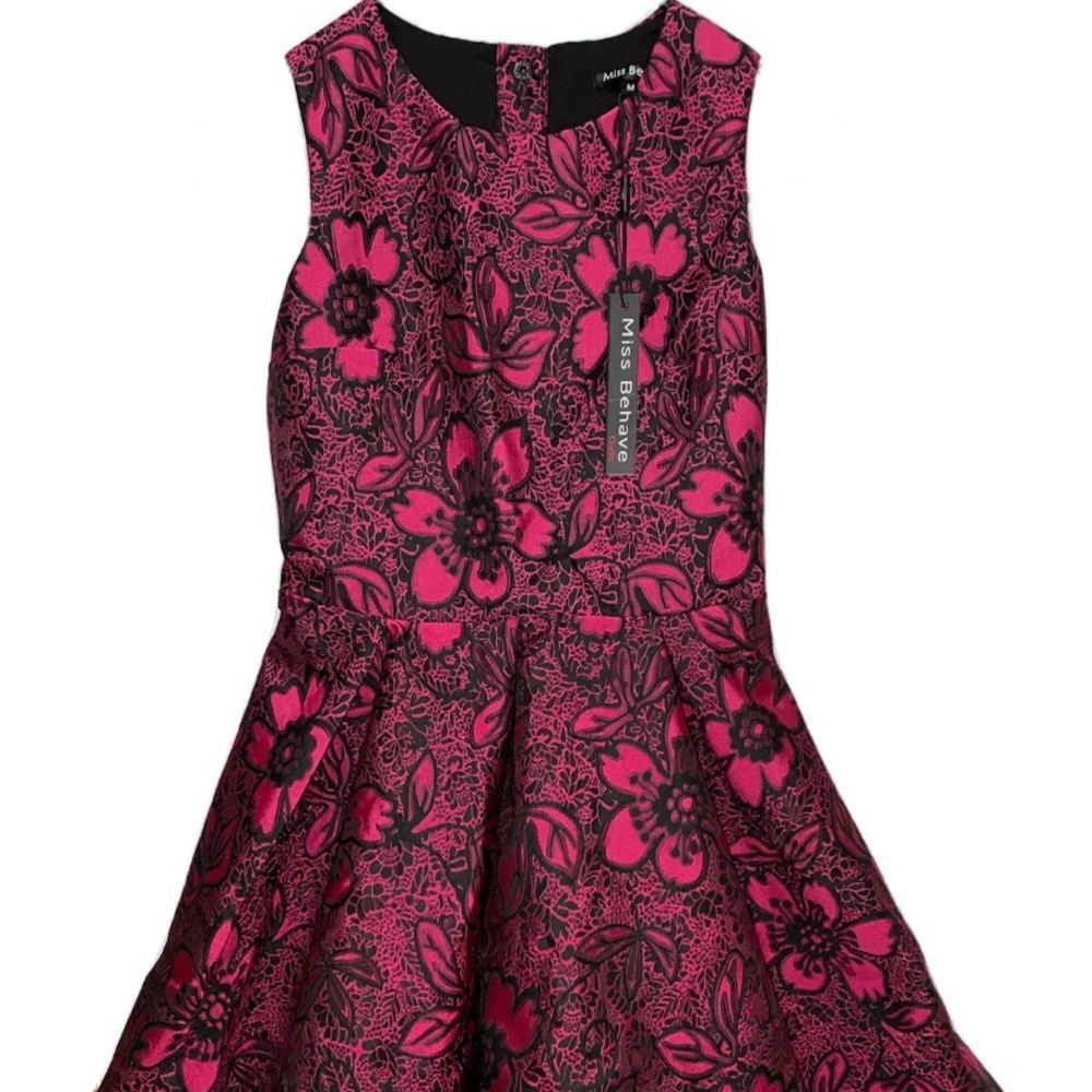 Miss Behave dress size M (Youth)